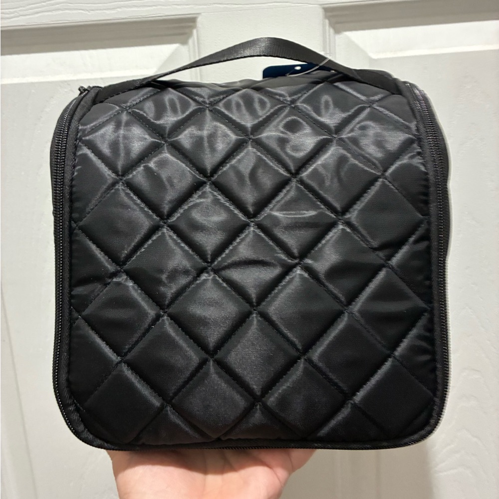 Quilted Nylon Hanging Organizer